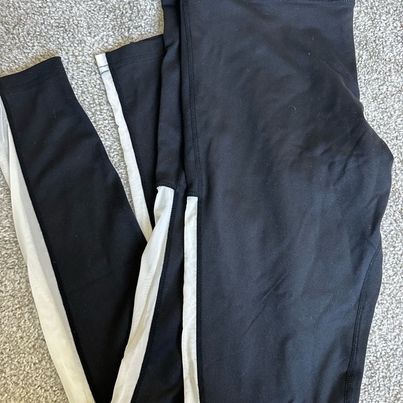 Pastel Denmark Pretty Active wear - Picture 3 of 5